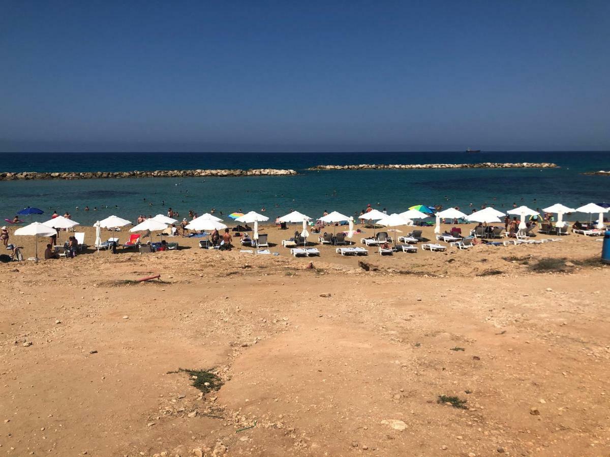 Royal Seacrest Apartment Paphos Ngoại thất bức ảnh