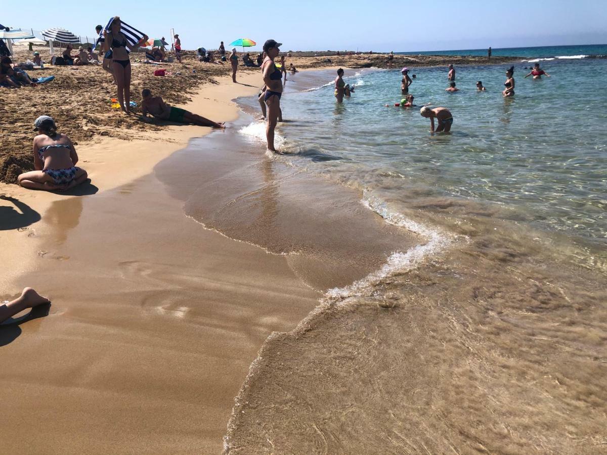 Royal Seacrest Apartment Paphos Ngoại thất bức ảnh