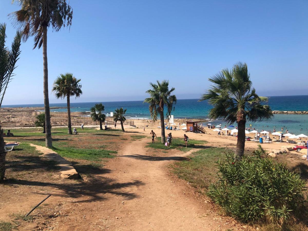 Royal Seacrest Apartment Paphos Ngoại thất bức ảnh